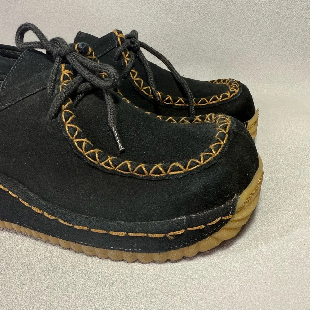 Soda Vintage Y2K Black Suede Platform Lace-Up Shoes